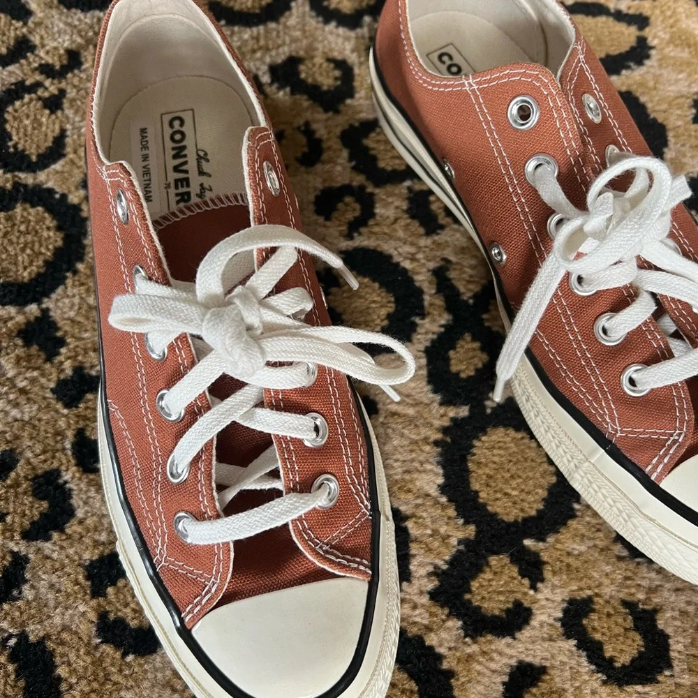Converse Brown and White Sneakers Classic Style - Picture 6 of 9